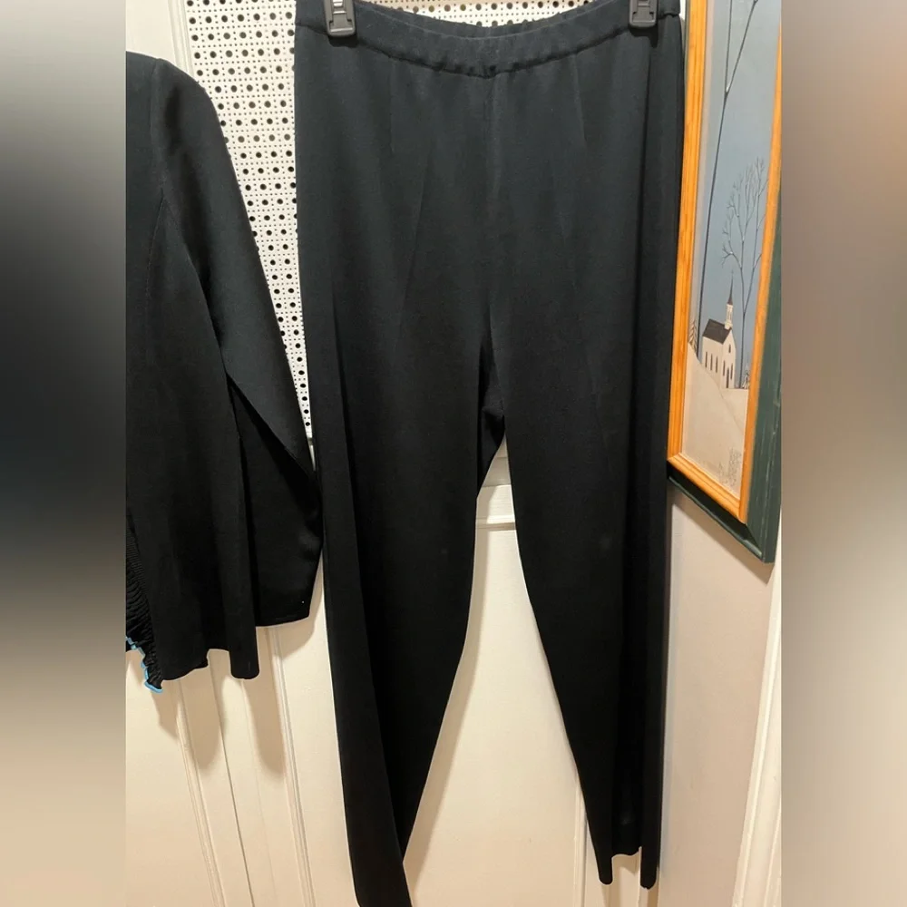 Ming wang classy pantsuit. - Picture 8 of 8